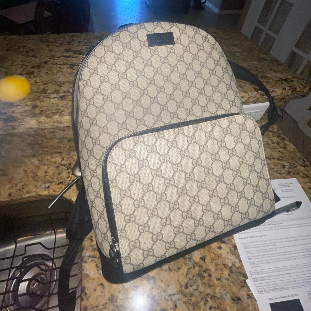 GUCCI GG SUPREME BACKPACK